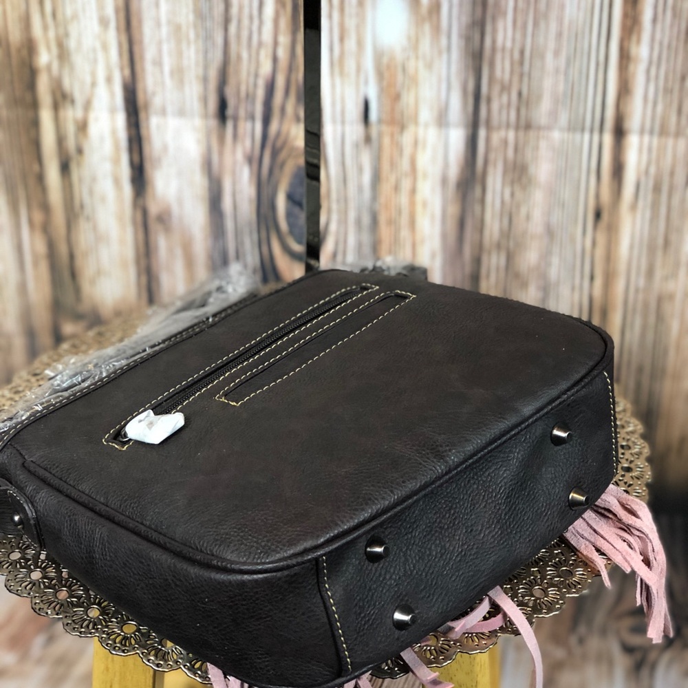 Montana West Fringe Crossbody Aztec Collection - Picture 3 of 5